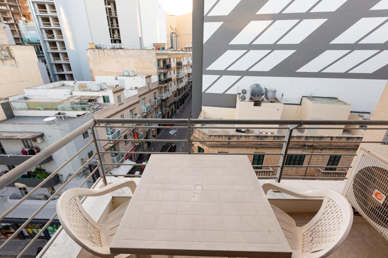 Lovely, Spacious High Floor Apt In Central Pv & Ac By 360 Estates Сент Джулианс Экстерьер фото
